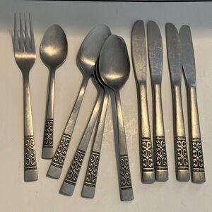 Vintage Roger’s Stainless Steel Dining Flatware Set of‎ 10